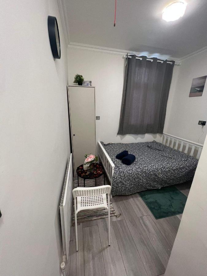 Guest&Rest 4 Apartment Лондон Екстериор снимка